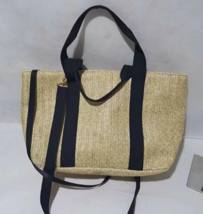 Durable Beidge Straw Beach Handbag