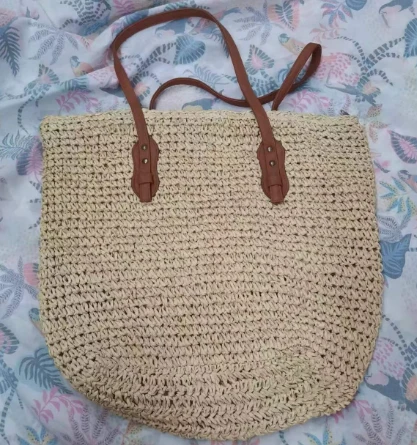 Xuas tes ua ke crochet poj niam quav khaub ncaws hnab