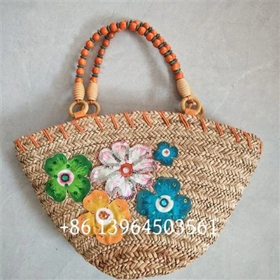 Cov poj niam straw handbags nrog paj ntaub
